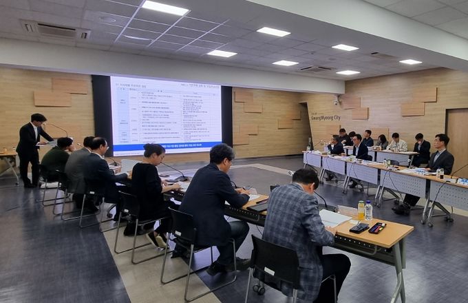 광명시는 지난 29일 시청 중회의실에서 ‘안양천 지방정원 조성사업 기본 및 실시설계 용역’ 착수보고회를 개최했다.
