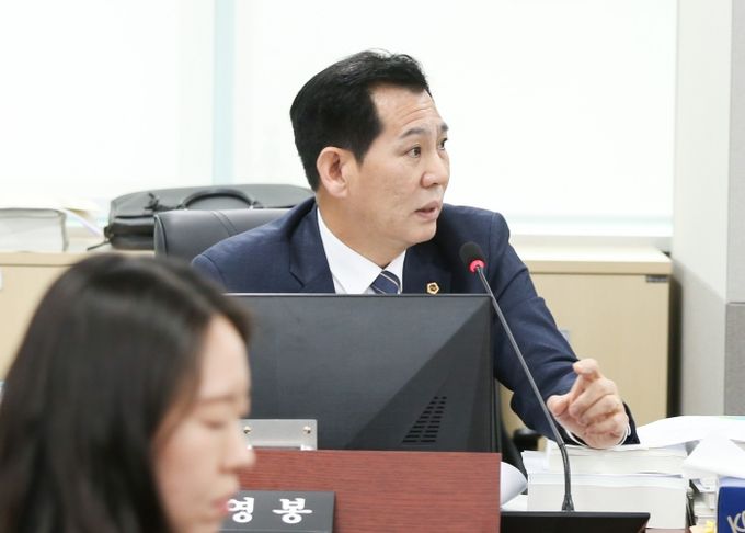 경기도의회 예산결산특별위원회 이영봉 의원(더불어민주당, 의정부2)