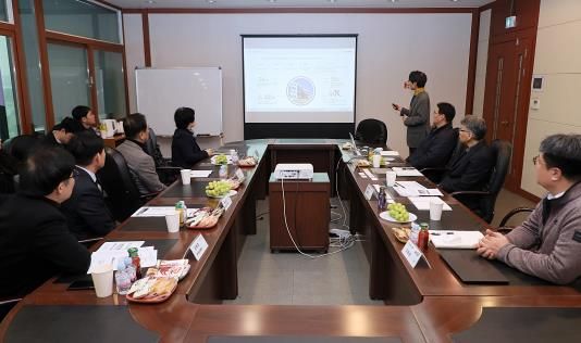 정장선 평택시장, 반도체 기업 '코스텍시스템' 방문