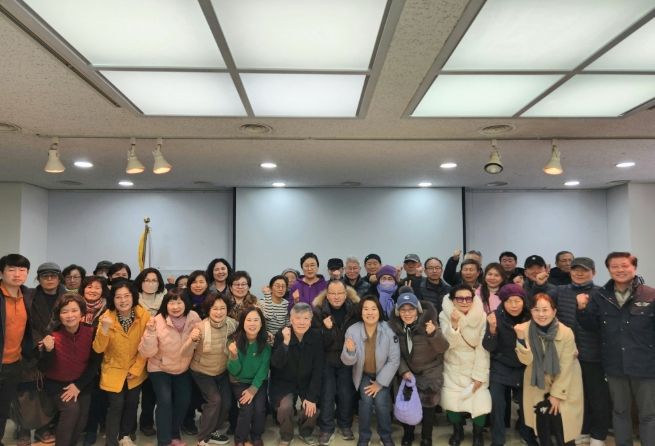 ‘2025 고양누리길 도우미 오리엔테이션’참석자 기념촬영