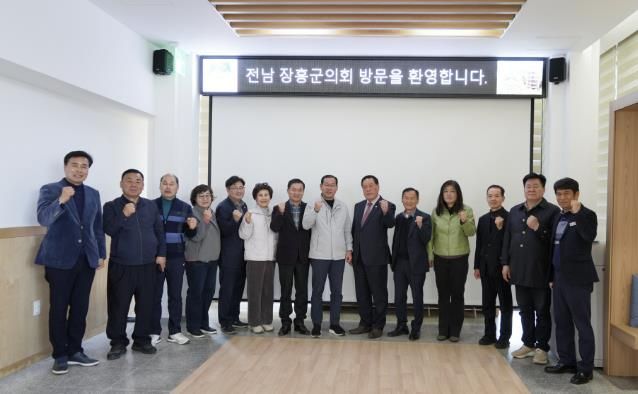 박두진문학관부터 하늘전망대까지…장흥군의회, 안성시 지역특화사업 우수사례 현장 방문